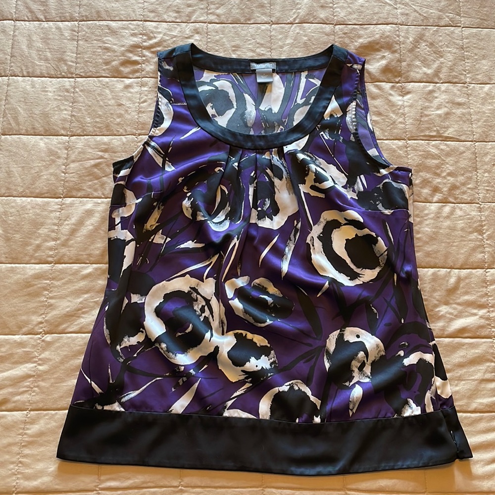 Sleeveless top